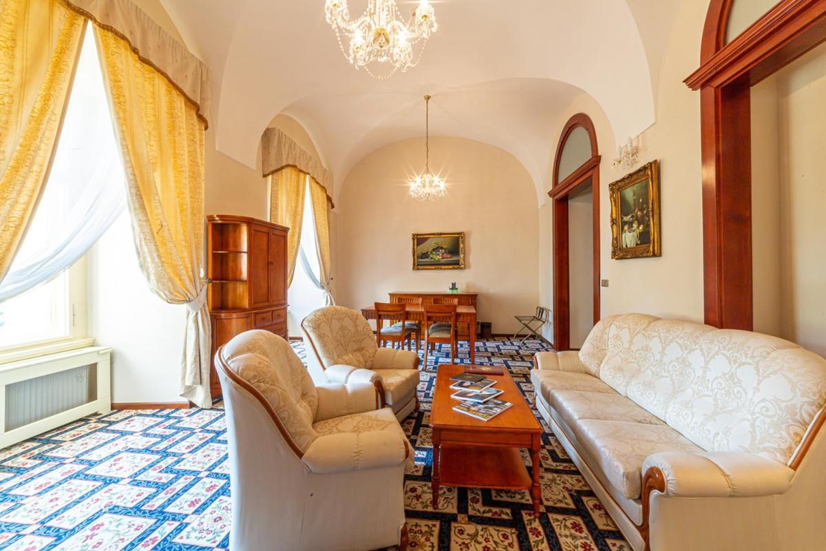 Chateau Zbiroh Exterior photo